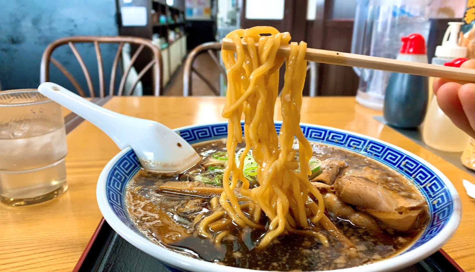 美味しさと食べやすさを追求した麺屋丸超富山インター店